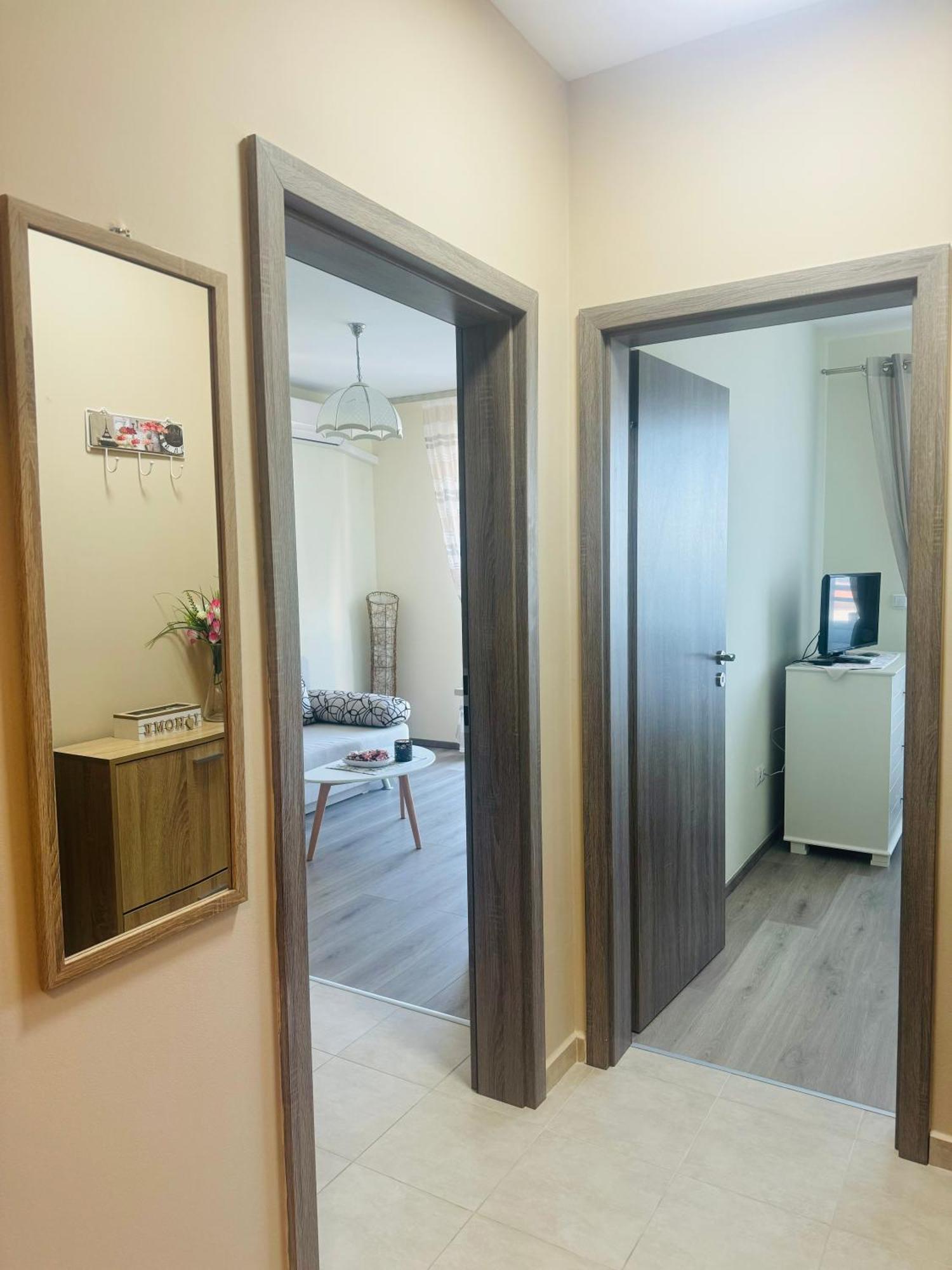 Kiwi Gardens Apartment Byala  Exterior photo